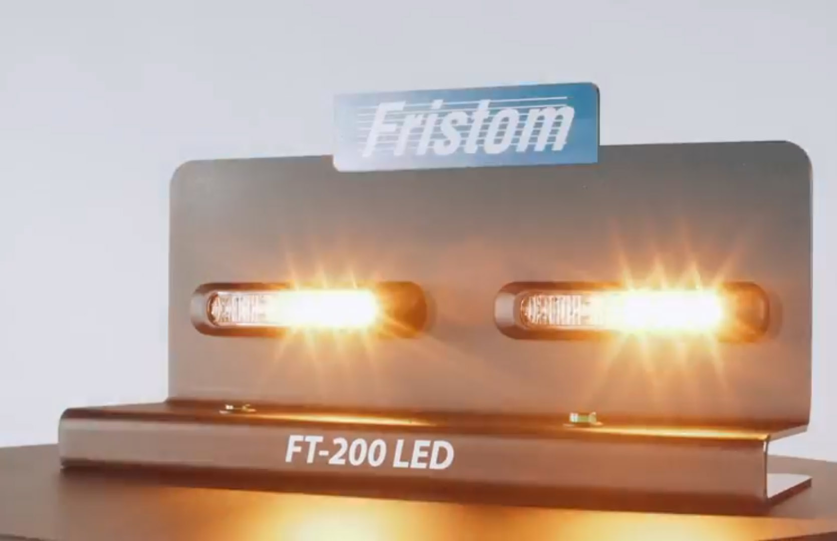 Am light. Стробоскоп Fristom ft-200. Fristom ft200led. Fristom ft-200. Ekspozytor ft 200 led.